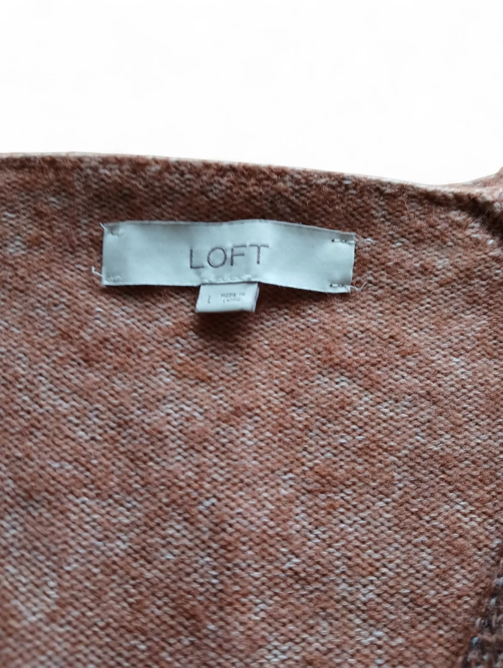 LOFT Size Large Dusty Rose Floral V-Neck Sweater